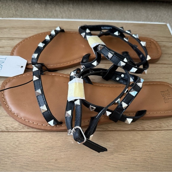Time and Tru Women's Studded Gladiator Sandals - 9 - Picture 3 of 7